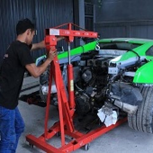 servis-mobil-lamborghini-panggilan